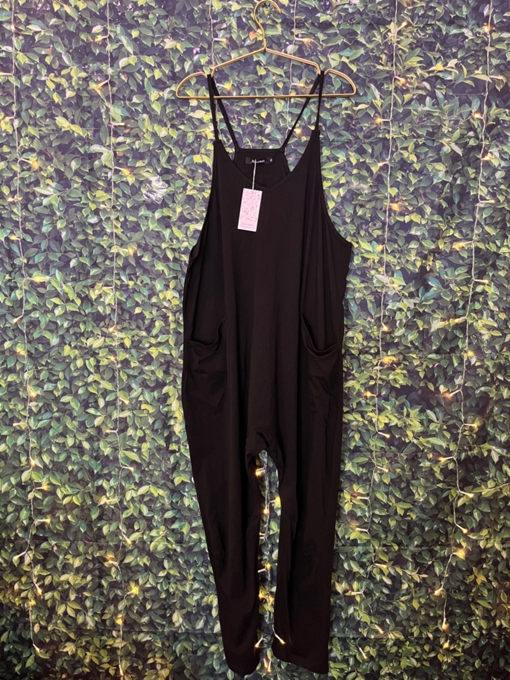 Black Sleeveless Relaxed Jumpsuit with Pockets
